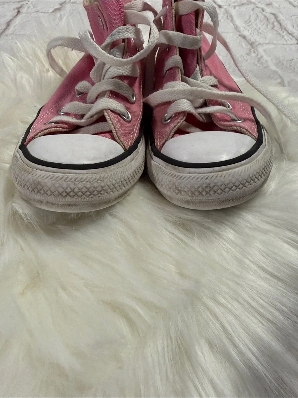 Converse Chuck Taylor Pink High-Top Kids Sneakers